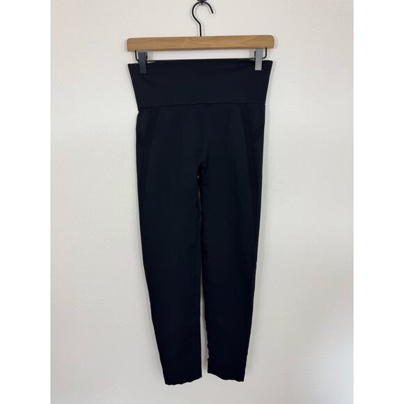 Halara Black Seamless Scrunch Butt Leggings Size Large High Waist Compression - Picture 1 of 6